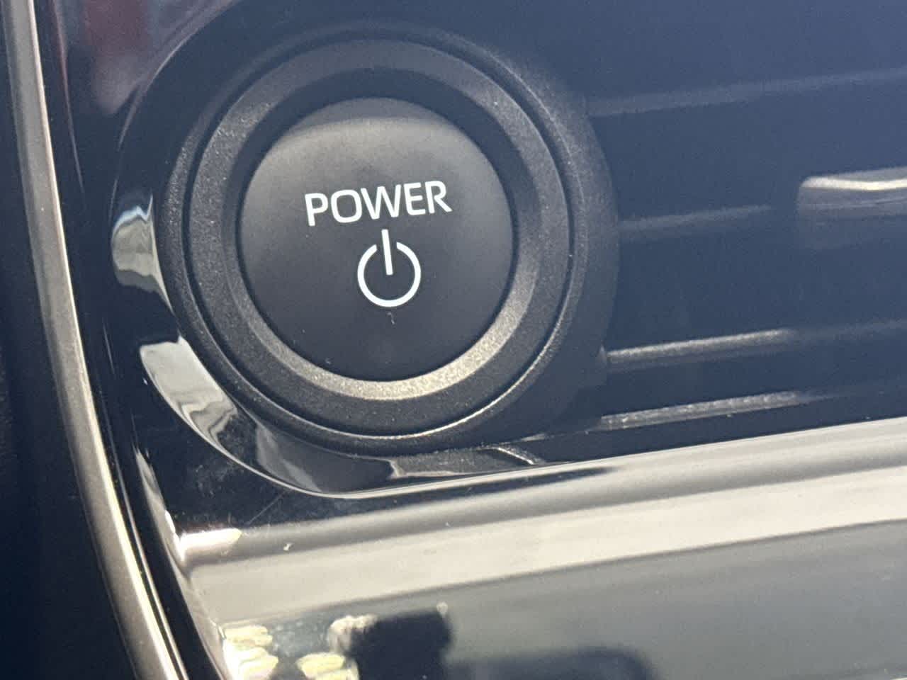 2024 Subaru Solterra Premium 21