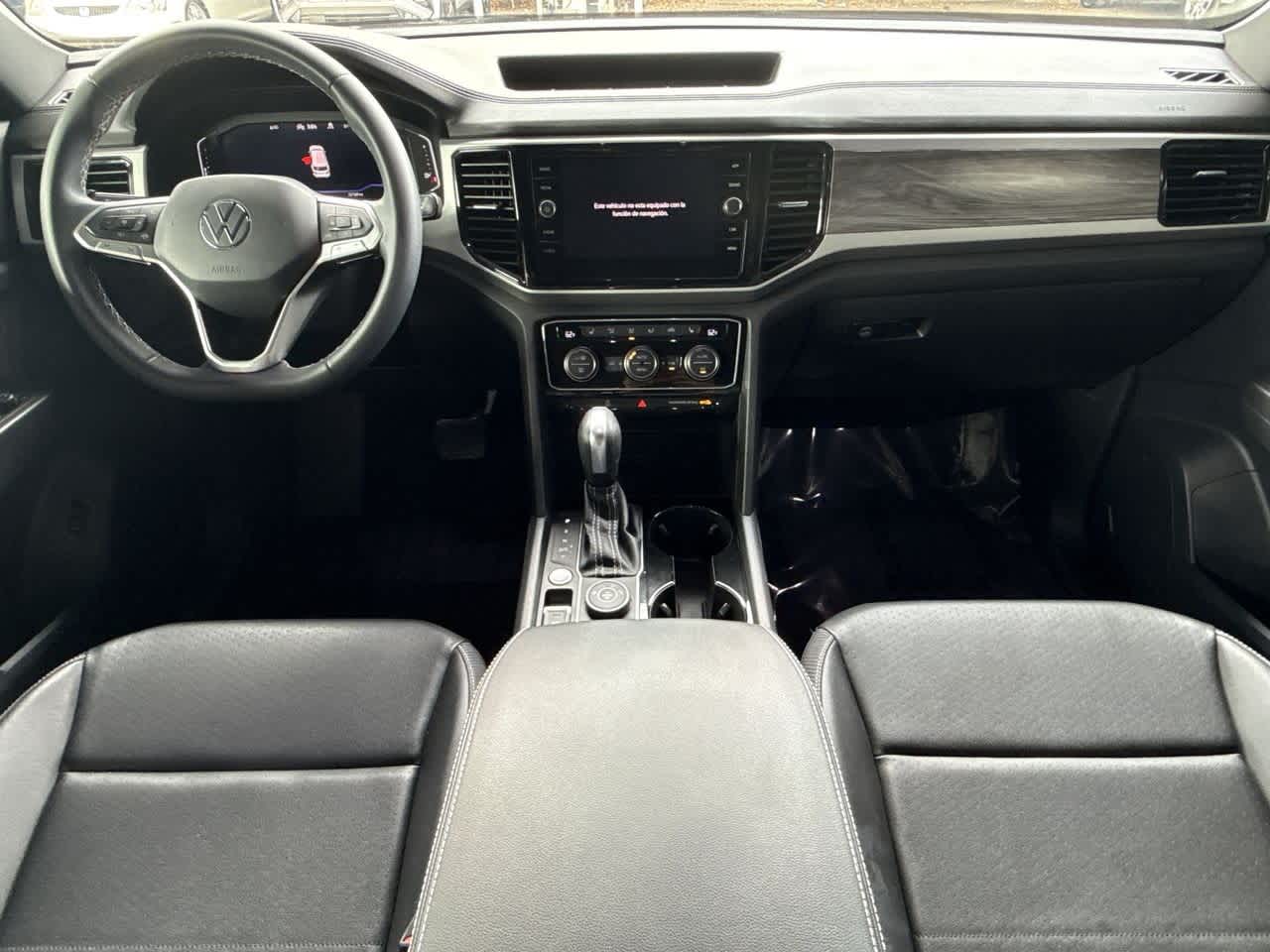 Thumbnail: 2023 Volkswagen Atlas - 24