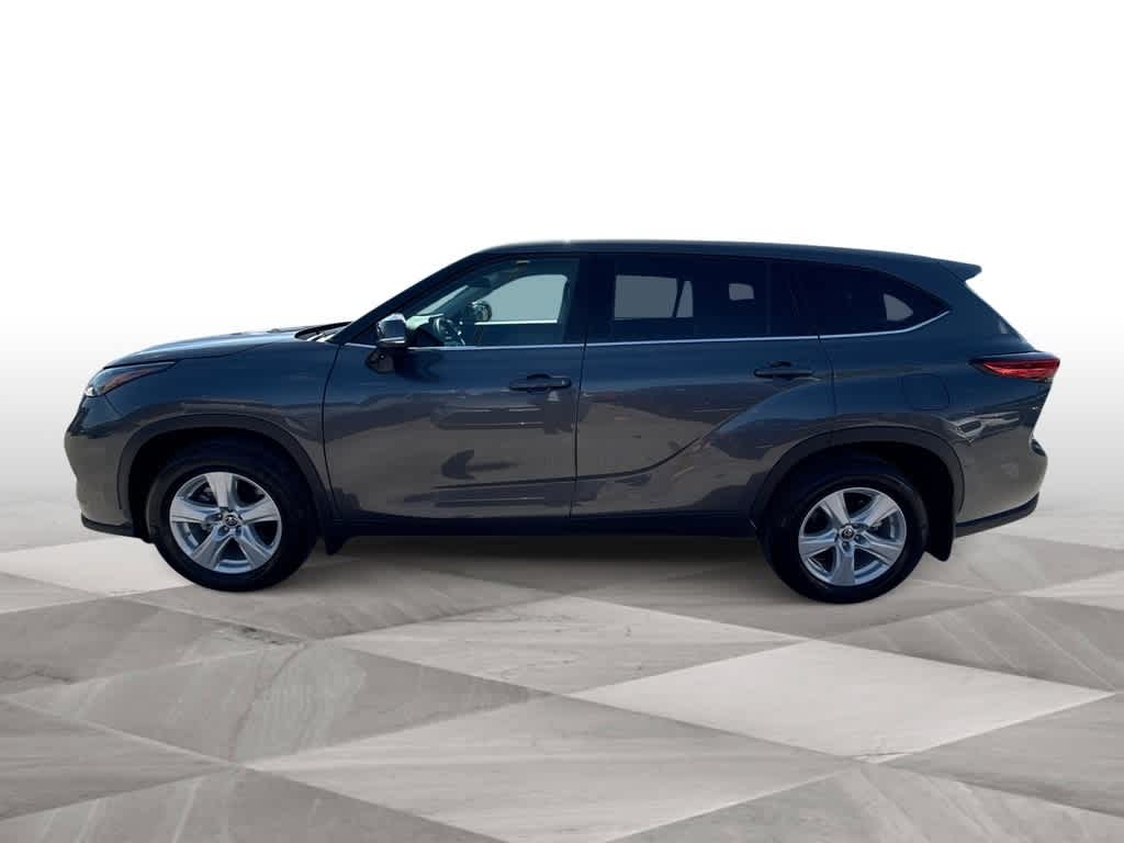 2022 Toyota Highlander LE 5