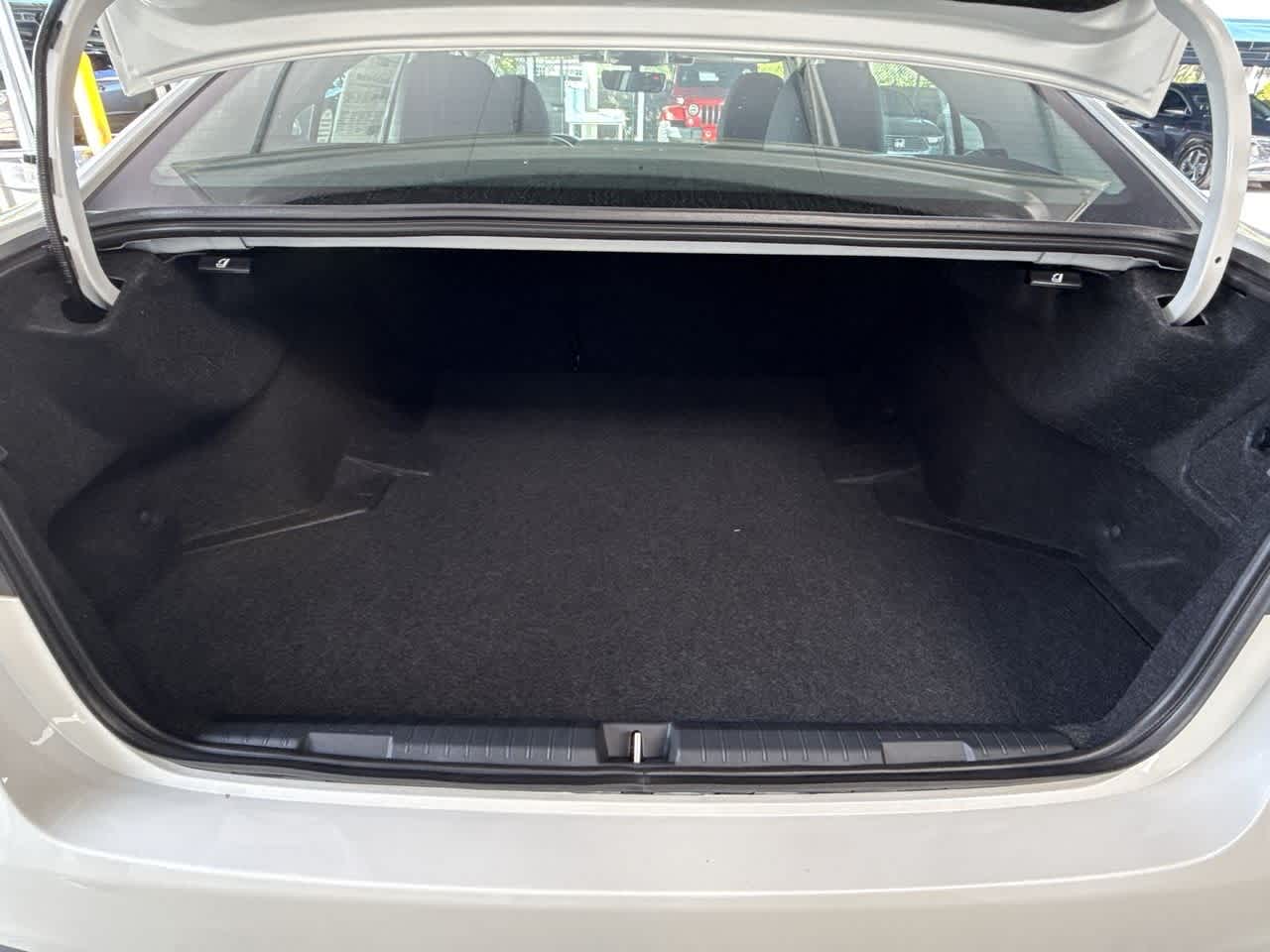 Thumbnail: 2025 Subaru Legacy - 25