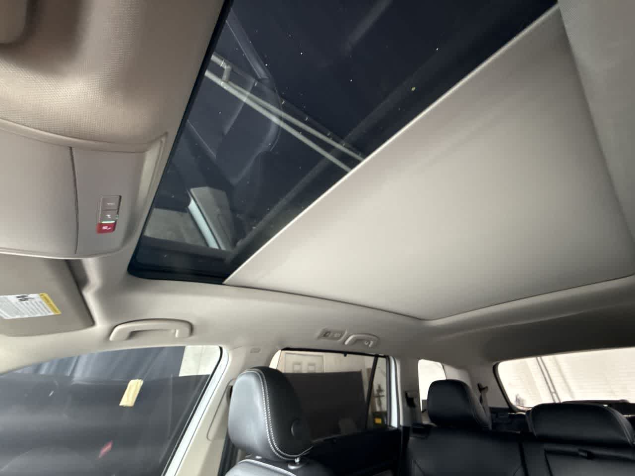 Thumbnail: 2021 Volkswagen Atlas - 18