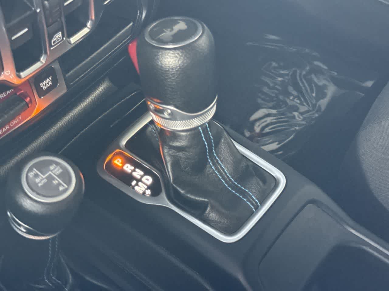 Thumbnail: 2022 Jeep Wrangler - 21