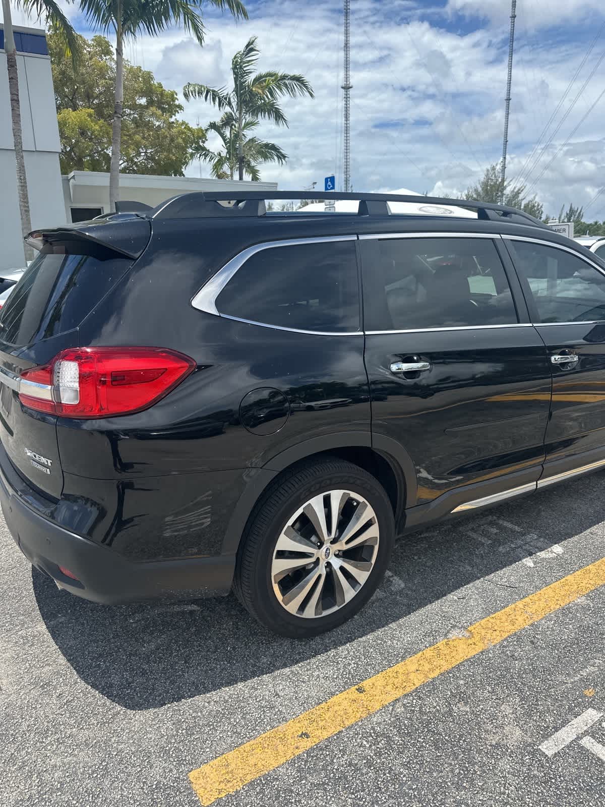 Thumbnail: 2022 Subaru Ascent - 3