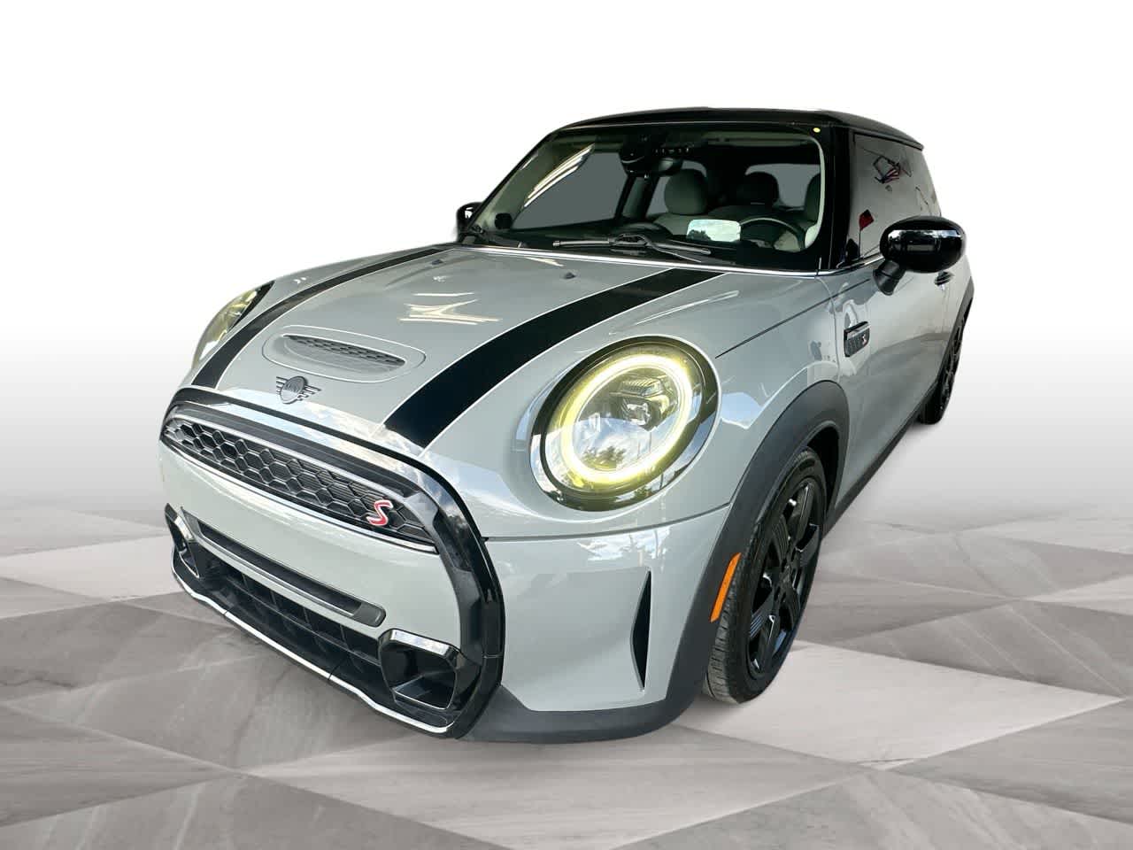 Thumbnail: 2023 MINI Cooper Hardtop - 4
