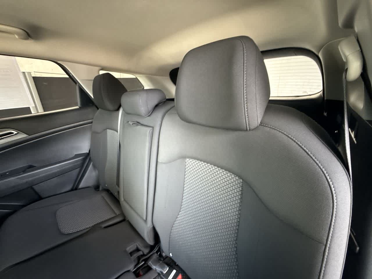 Thumbnail: 2023 Kia Sportage - 22