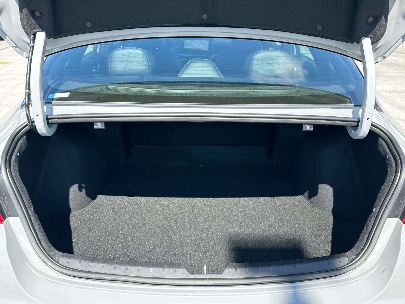 Thumbnail: 2024 Kia K5 - 24