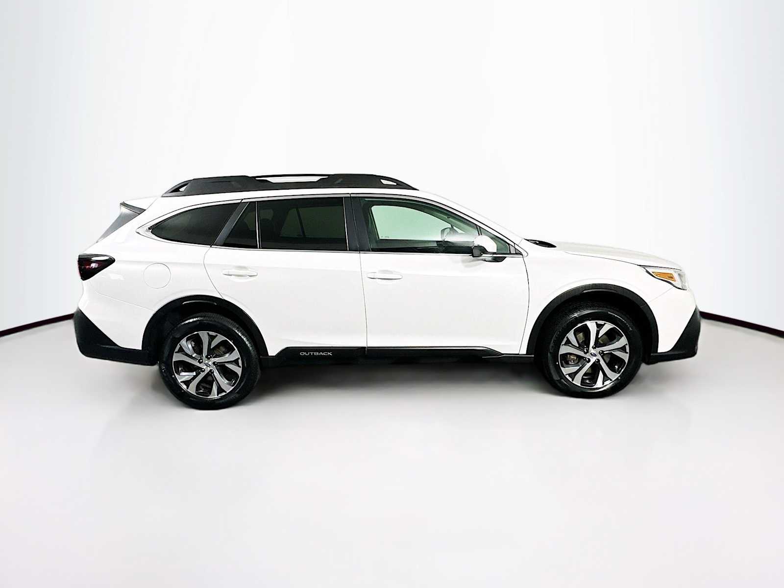 2022 Subaru Outback Limited 26