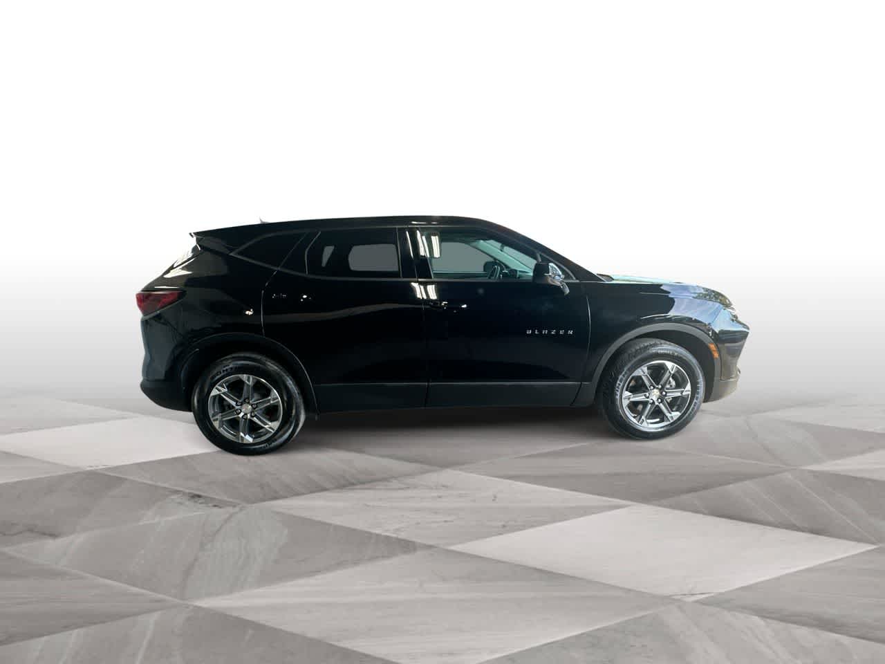 Thumbnail: 2025 Chevrolet Blazer - 9