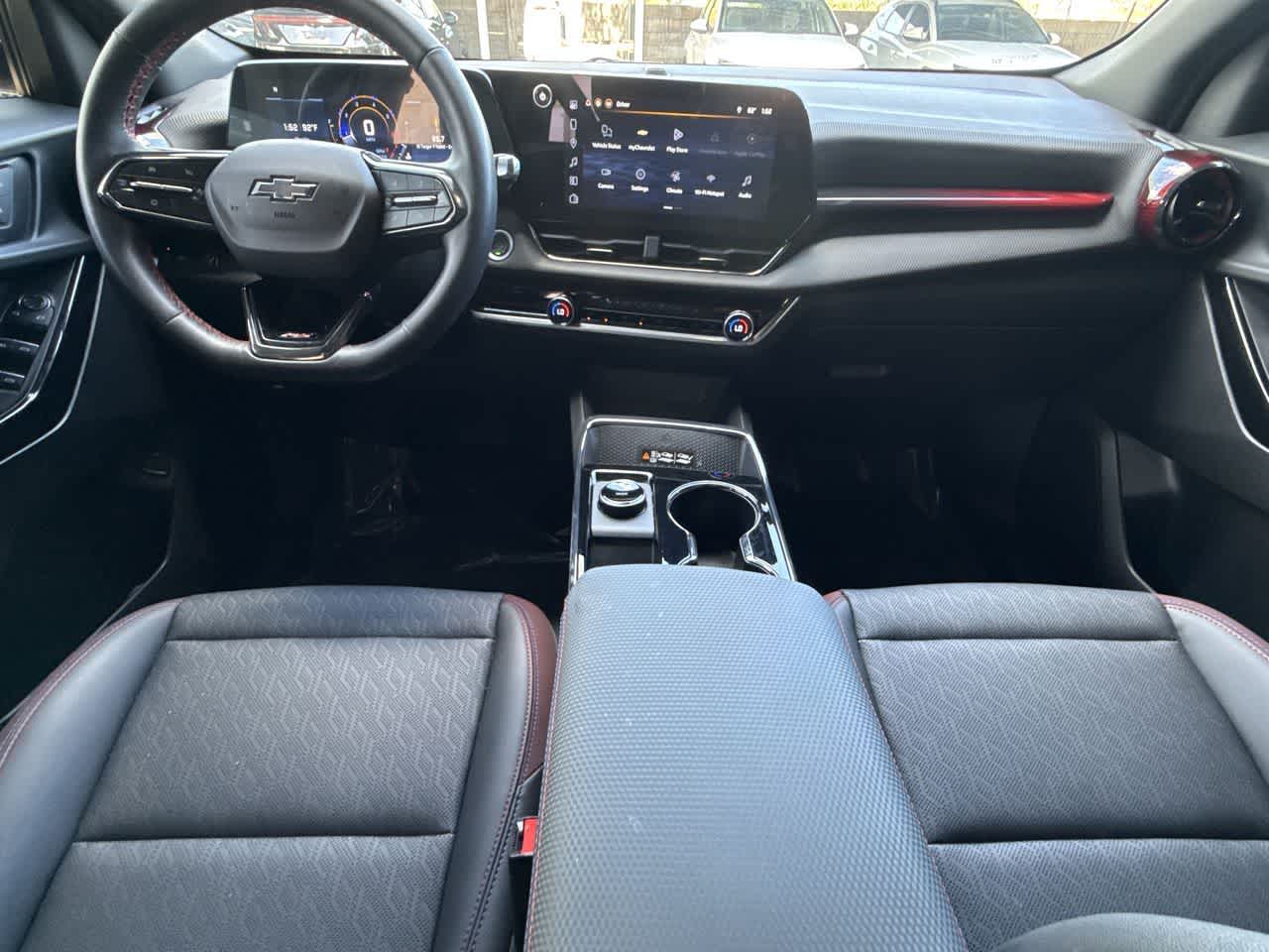 Thumbnail: 2026 Chevrolet Equinox - 24