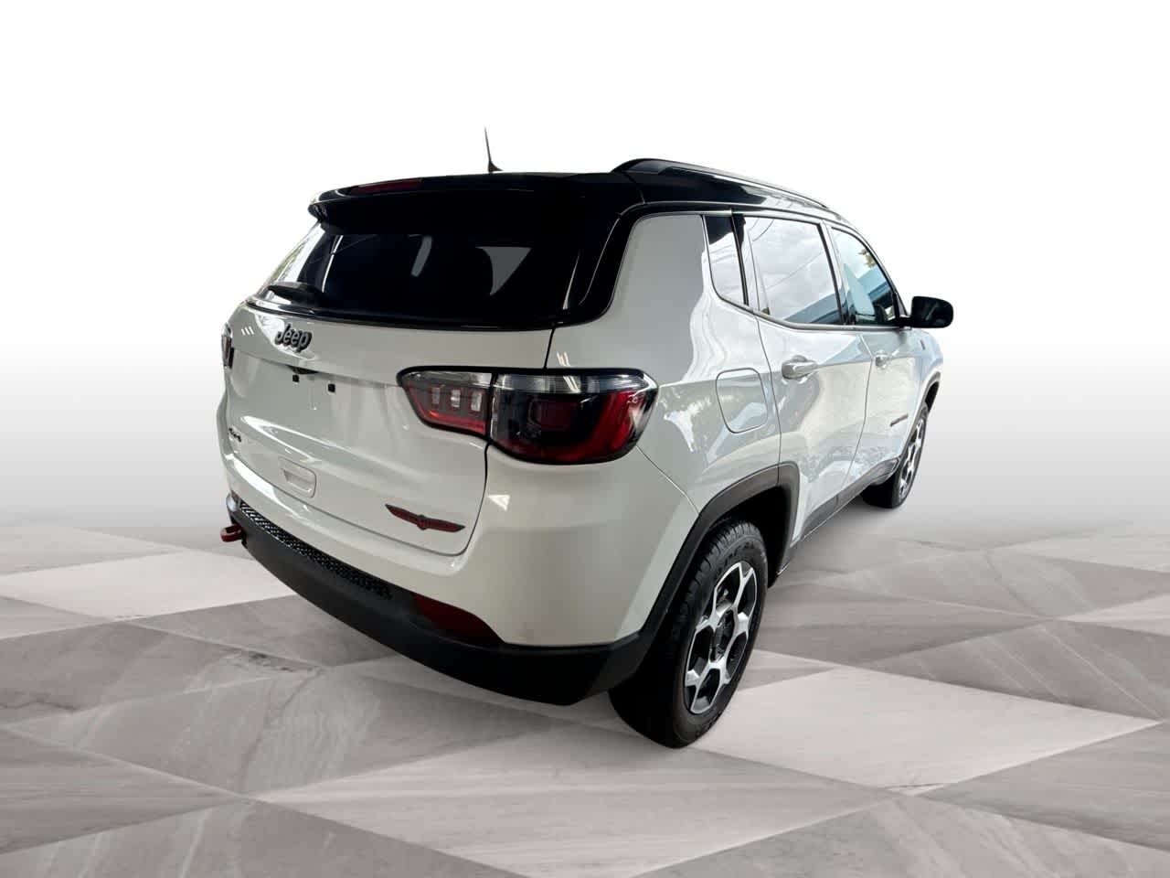 Thumbnail: 2022 Jeep Compass - 8