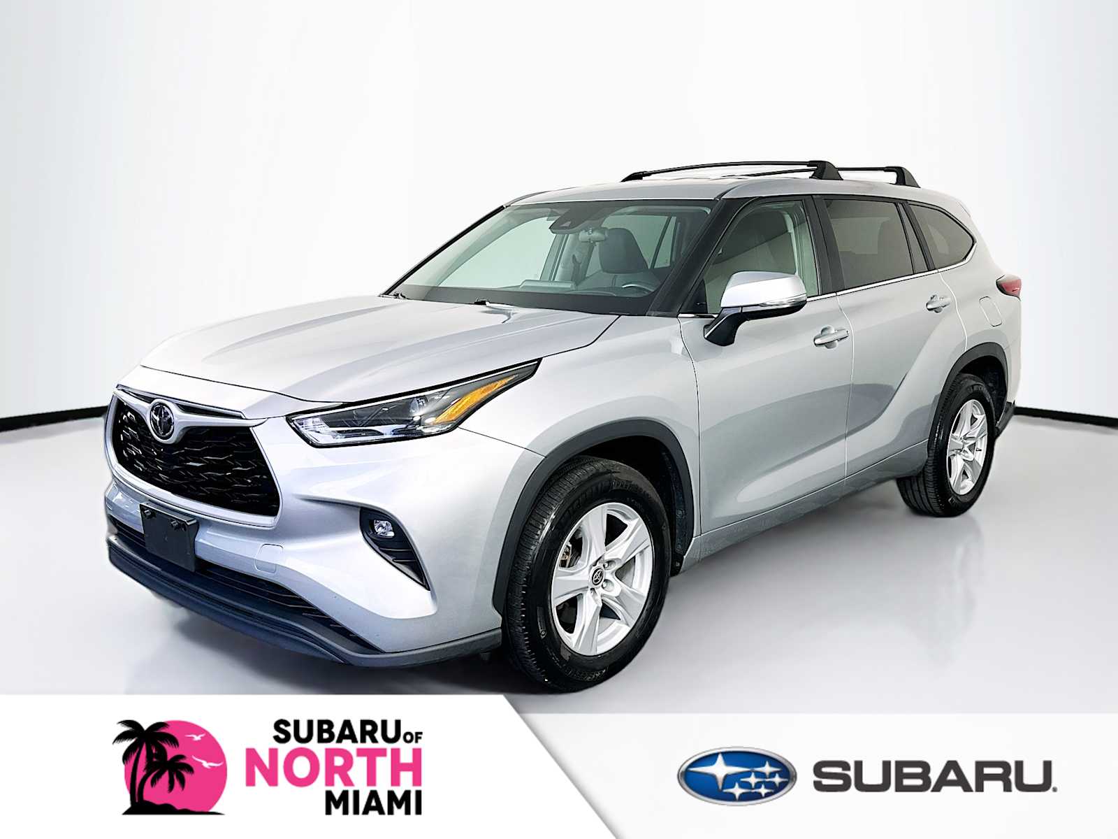 2023 Toyota Highlander LE -
                Miami, FL