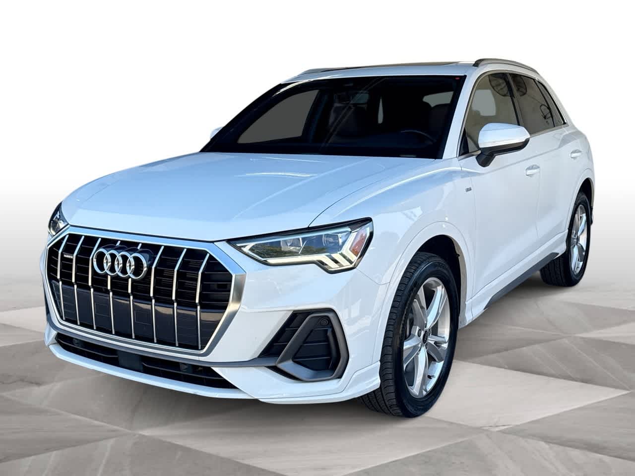 Thumbnail: 2024 Audi Q3 - 4
