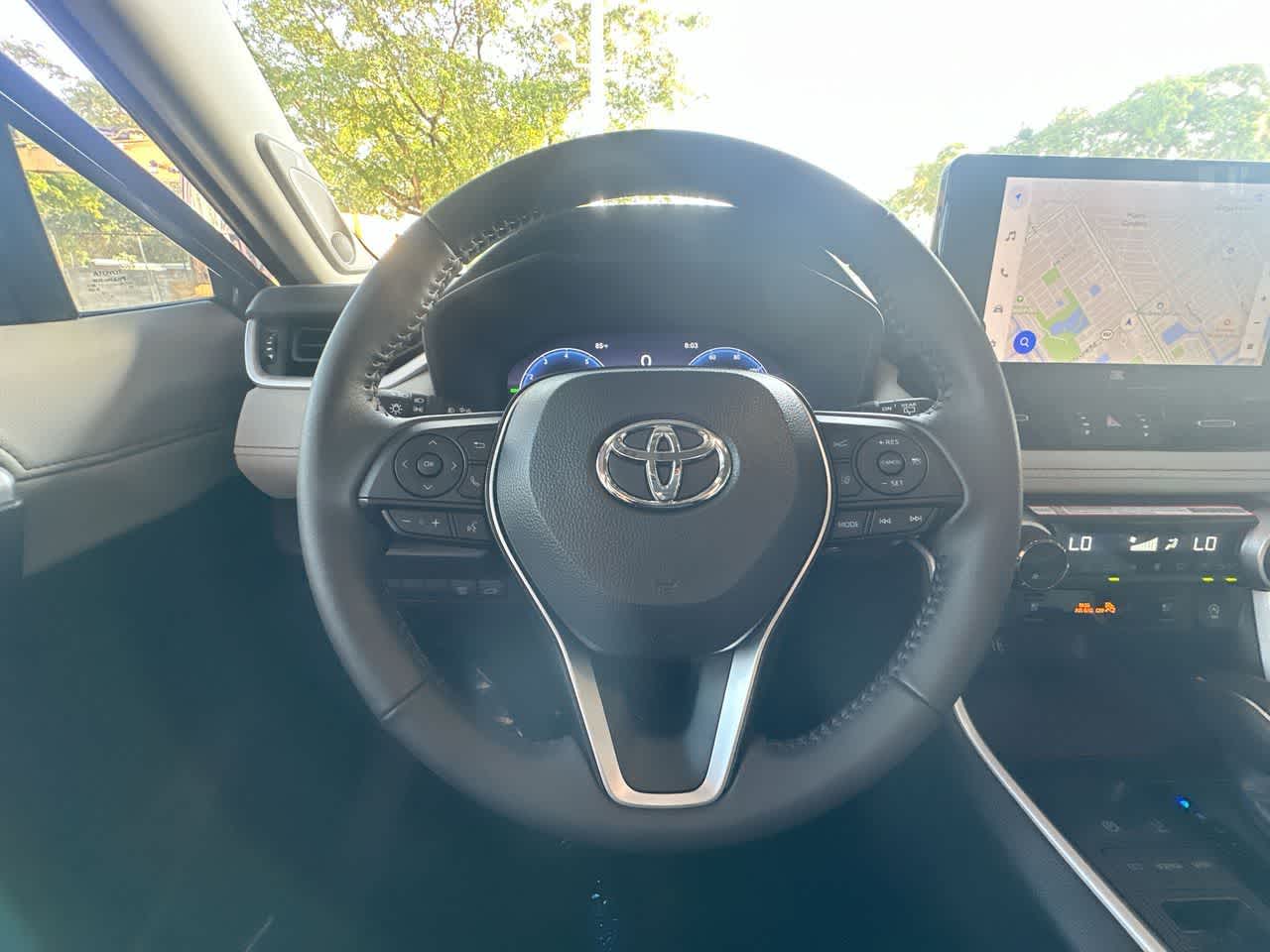 Thumbnail: 2025 Toyota RAV4 - 15