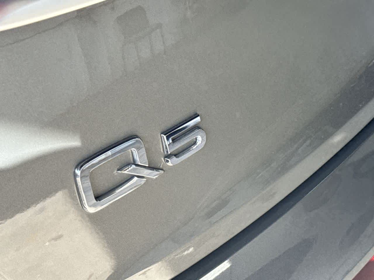 Thumbnail: 2023 Audi Q5 - 10