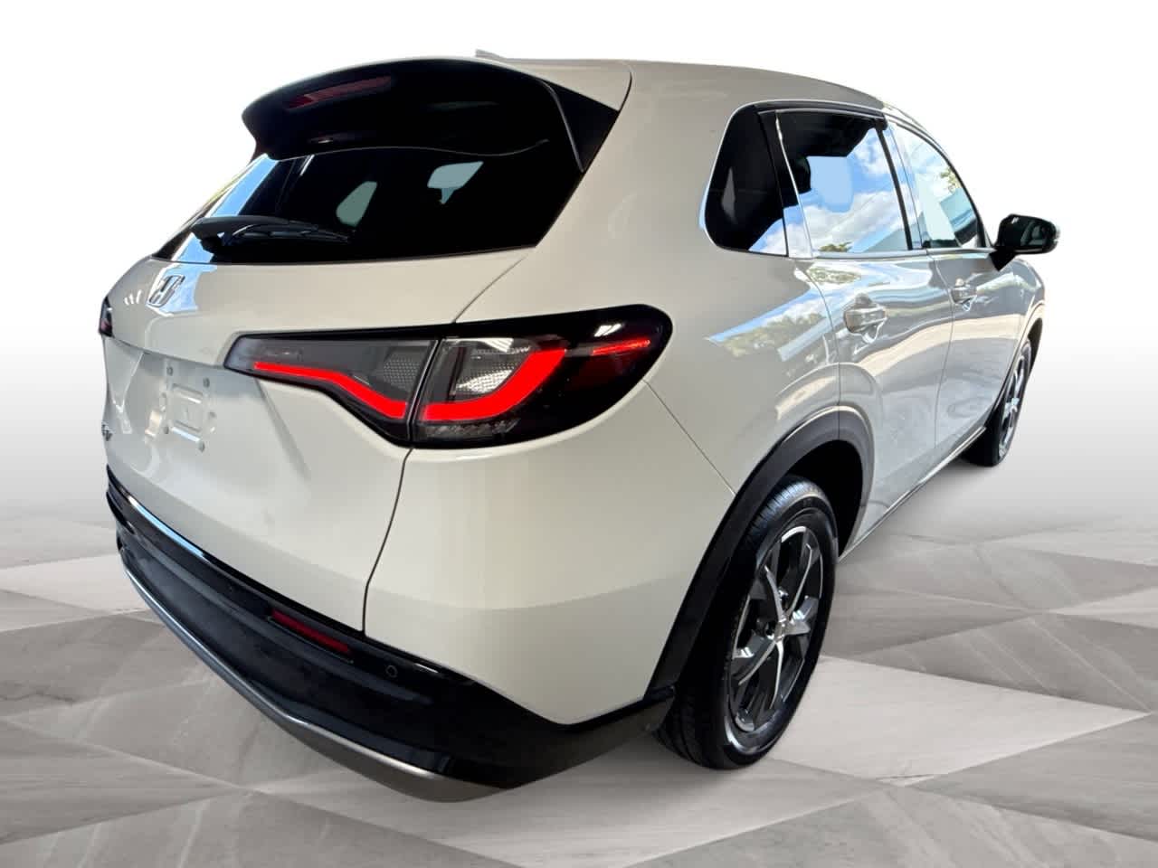 Thumbnail: 2025 Honda HR-V - 8