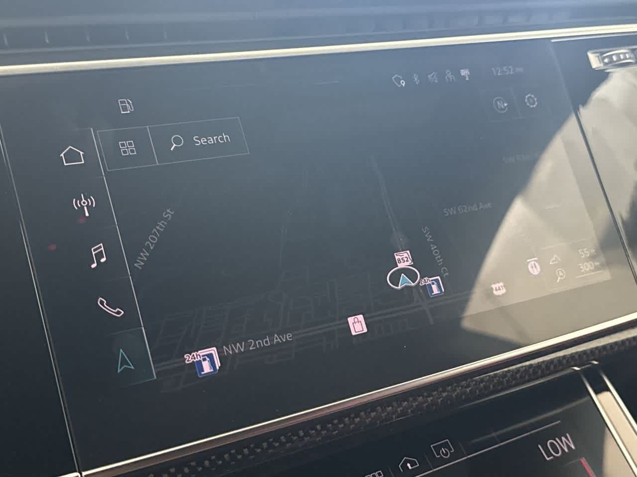 Thumbnail: 2023 Audi SQ8 - 18