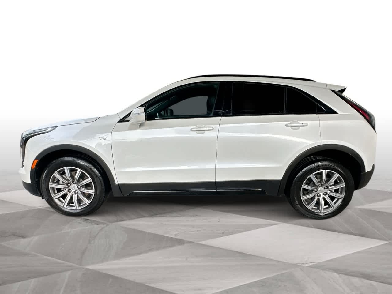 Thumbnail: 2023 Cadillac XT4 - 5