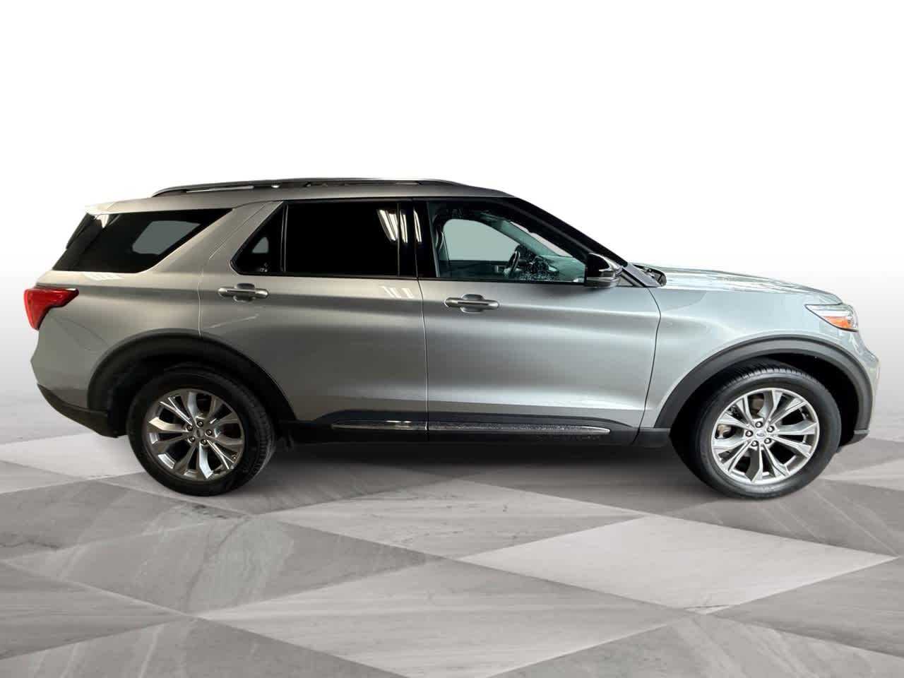 Thumbnail: 2023 Ford Explorer - 9