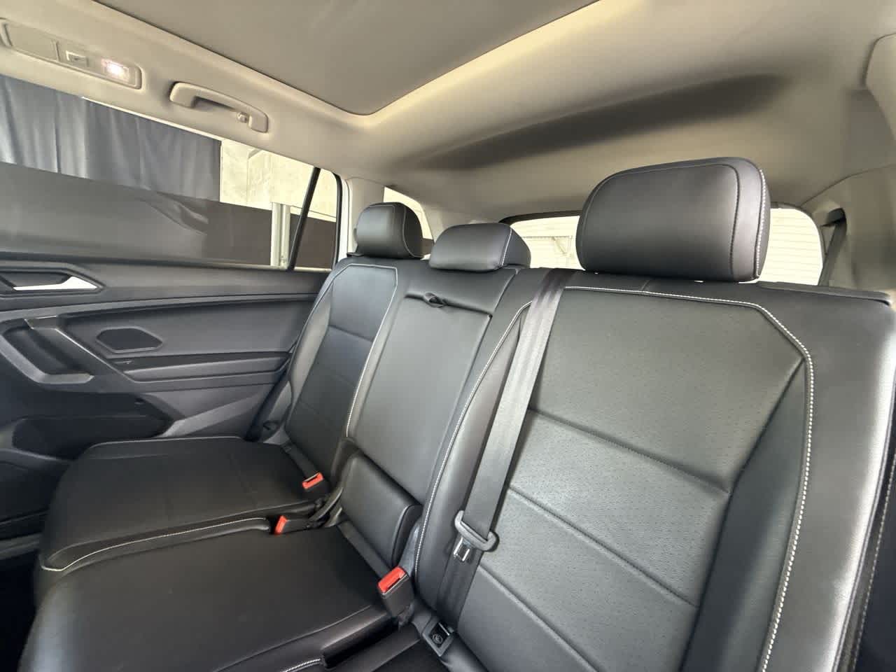 Thumbnail: 2021 Volkswagen Tiguan - 22