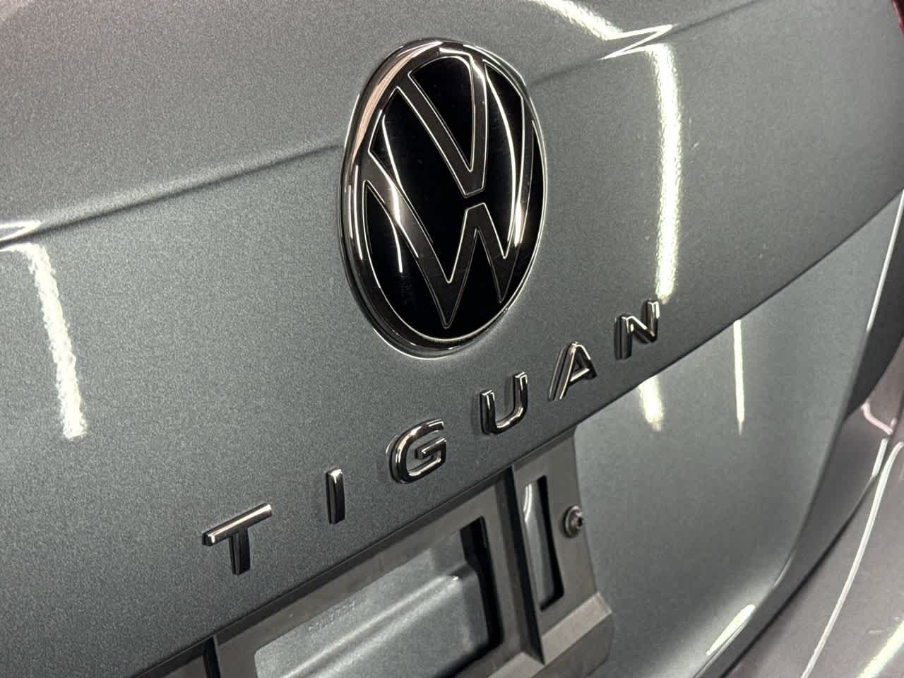 Thumbnail: 2024 Volkswagen Tiguan - 10