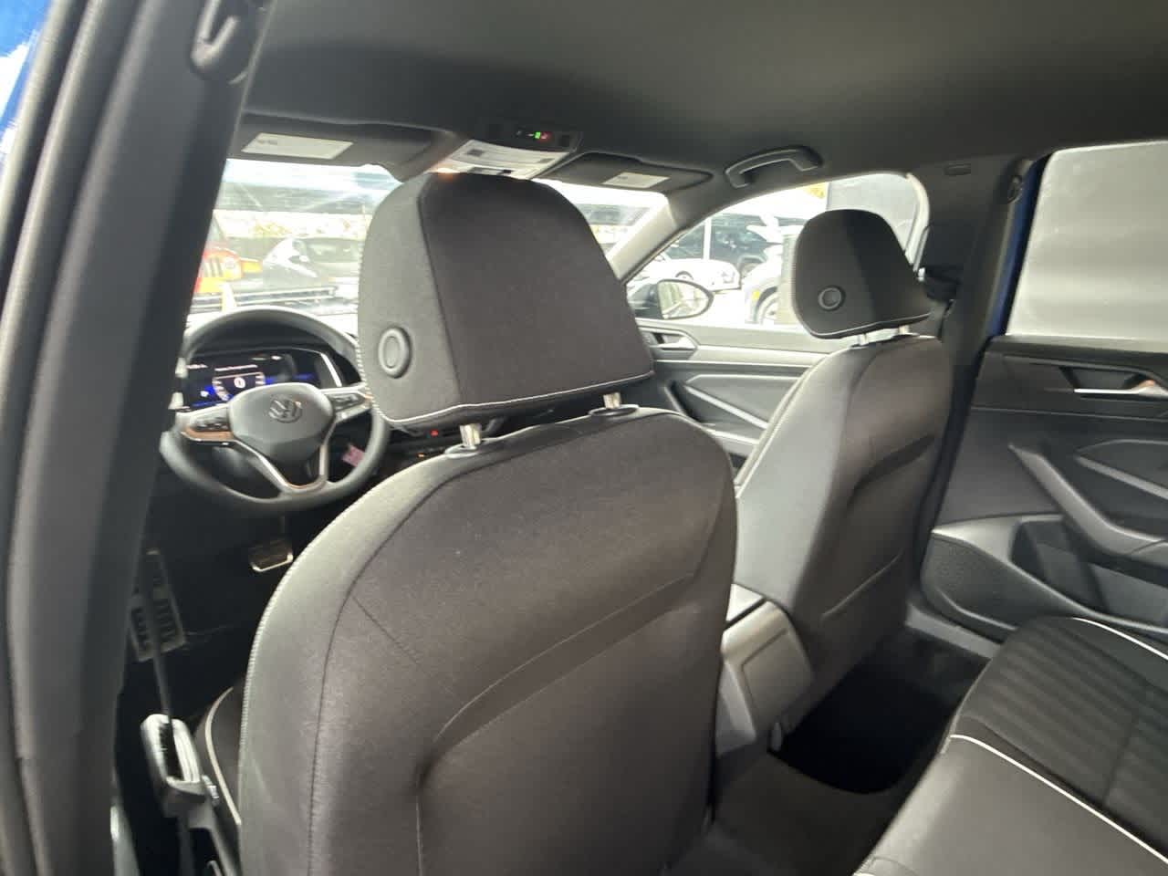 Thumbnail: 2023 Volkswagen Jetta - 23