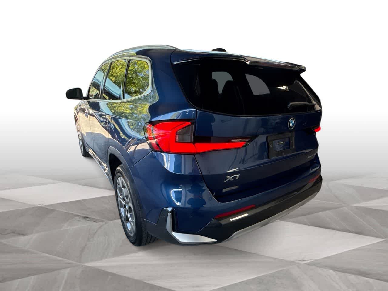 Thumbnail: 2025 BMW X1 - 6