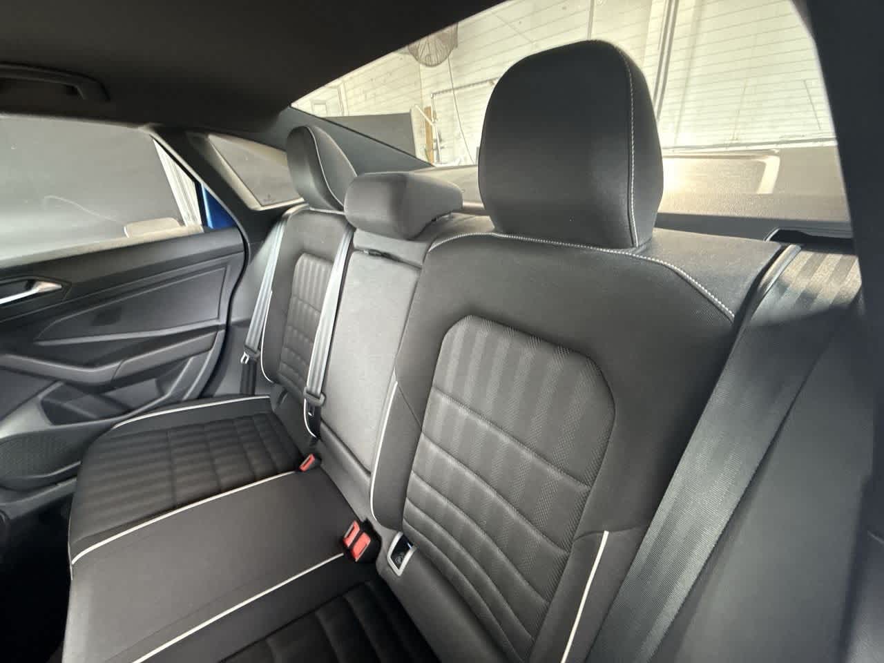 Thumbnail: 2023 Volkswagen Jetta - 22