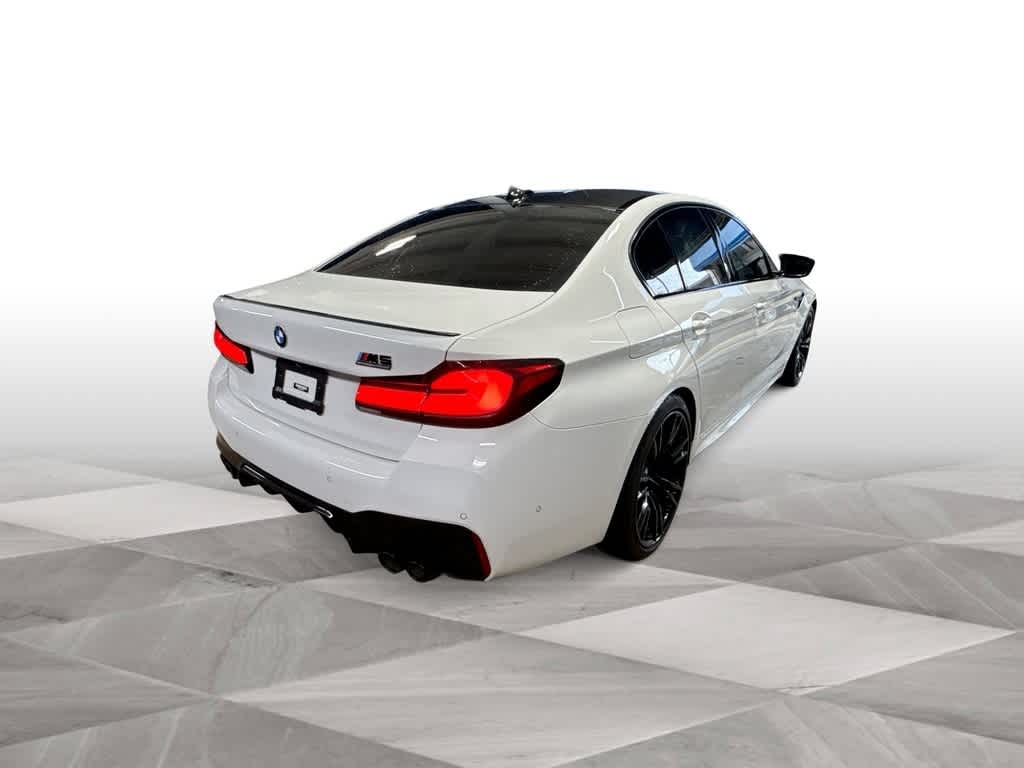 Thumbnail: 2022 BMW M5 - 8