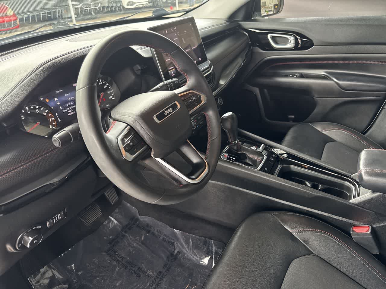 Thumbnail: 2022 Jeep Compass - 13