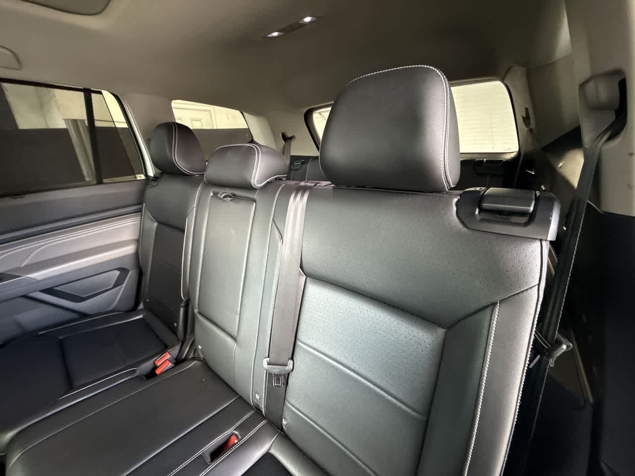 Thumbnail: 2021 Volkswagen Atlas - 23