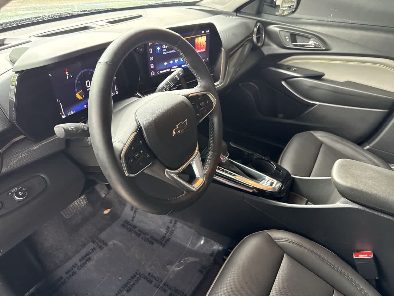 Thumbnail: 2025 Chevrolet Trax - 13