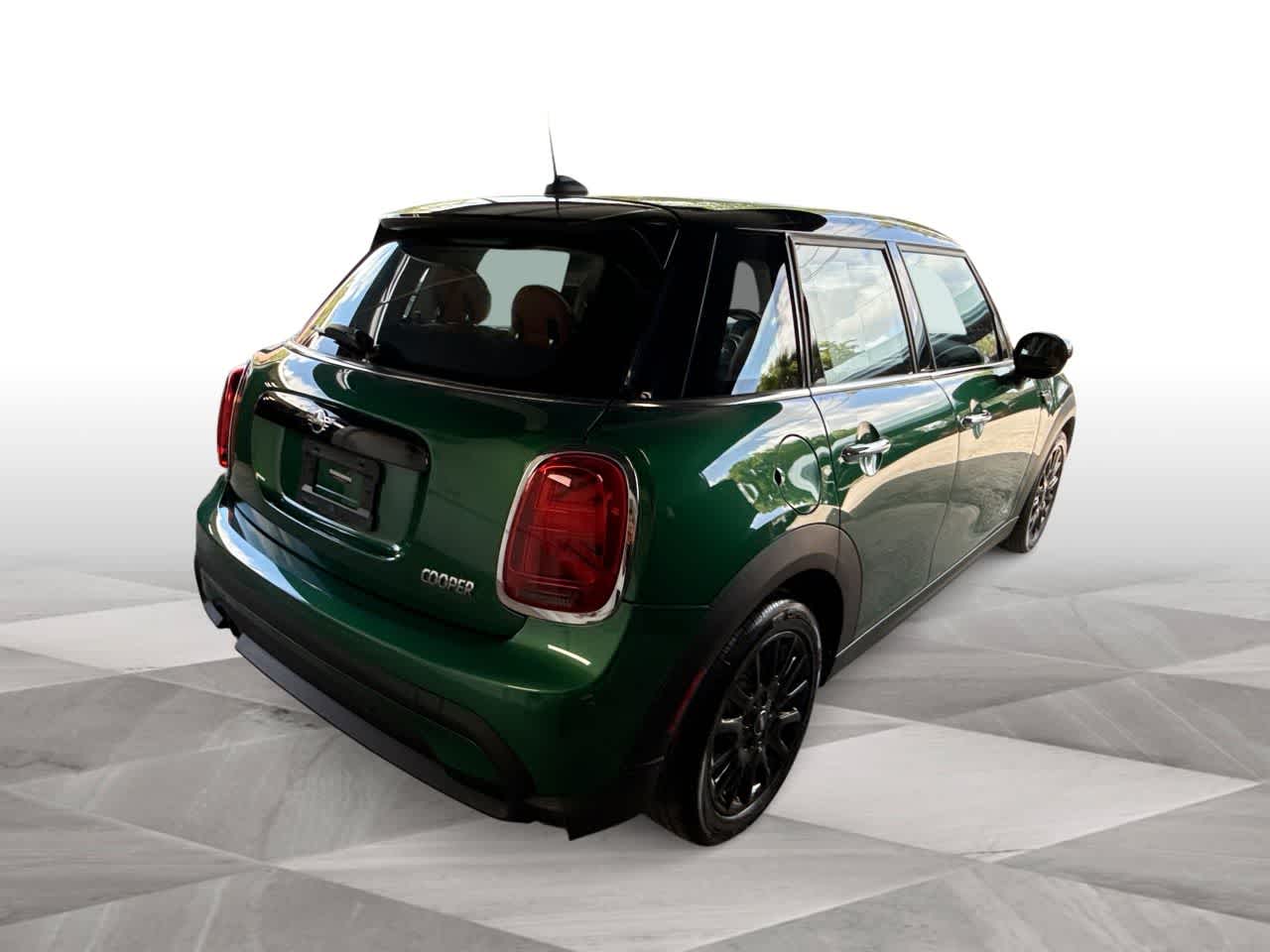 Thumbnail: 2023 MINI Cooper Hardtop - 8