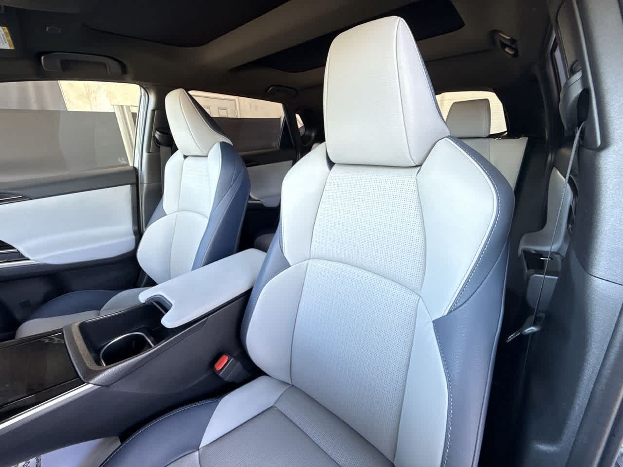 Thumbnail: 2025 Subaru Solterra - 14