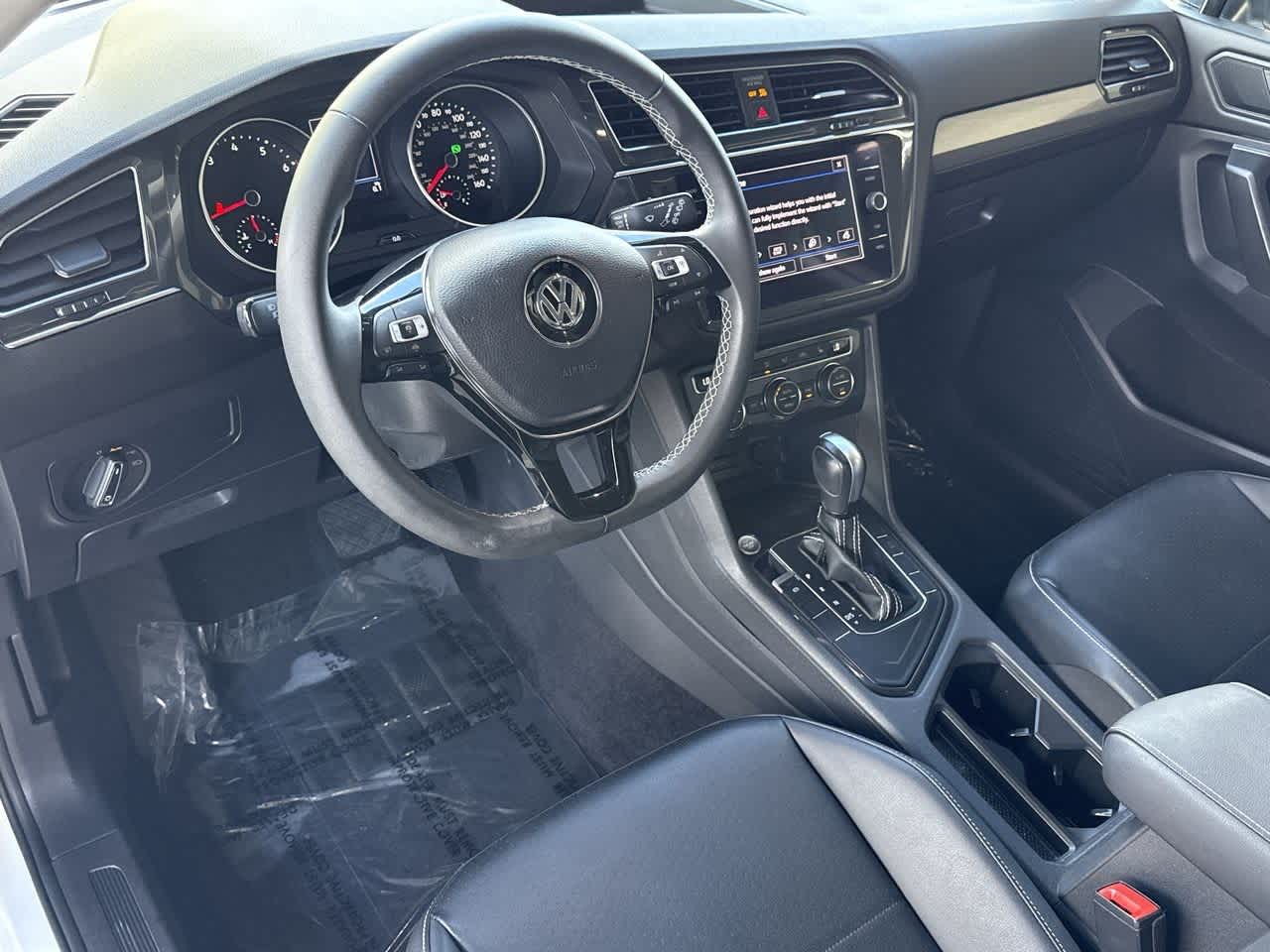 Thumbnail: 2021 Volkswagen Tiguan - 13