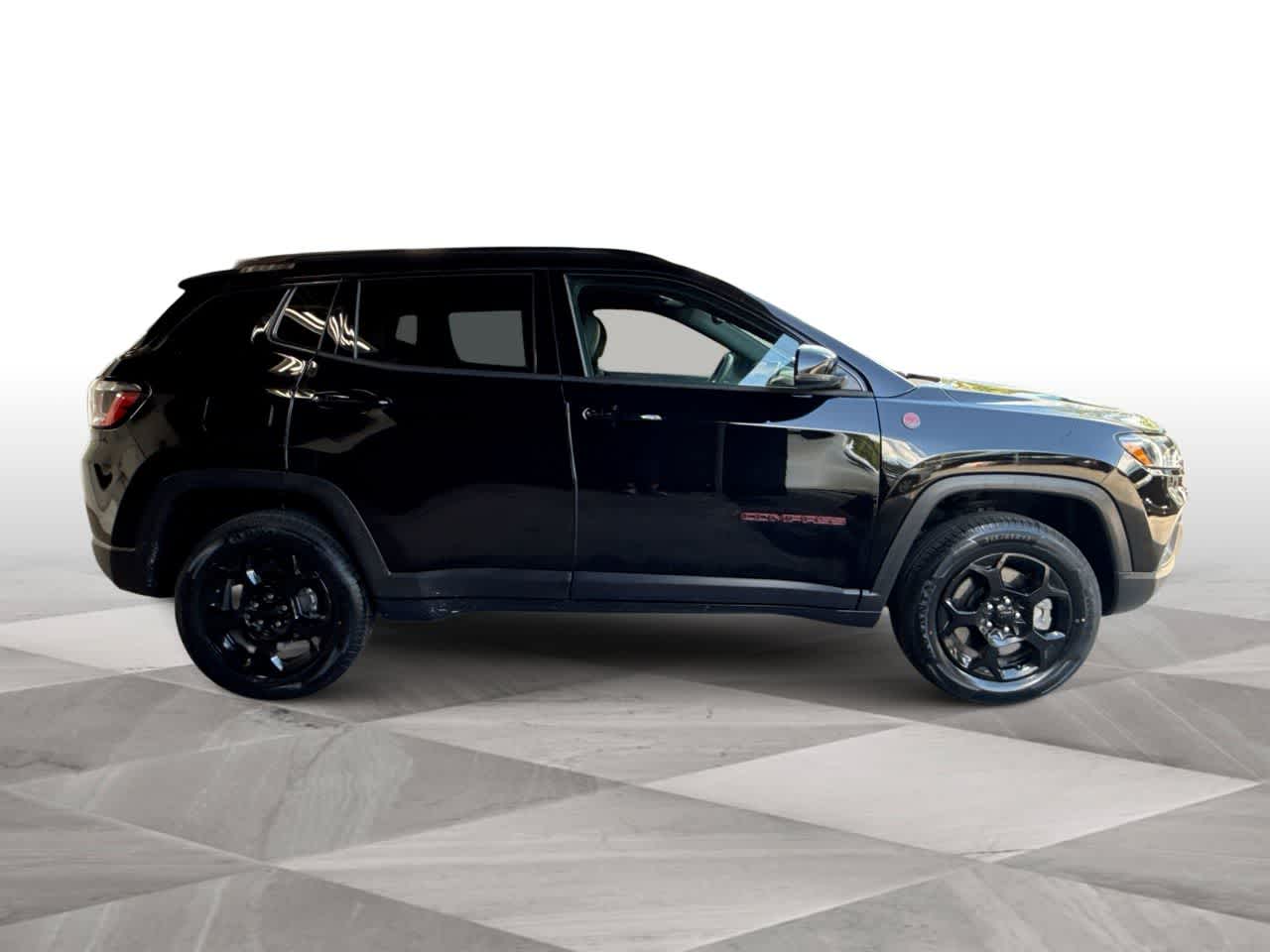 Thumbnail: 2024 Jeep Compass - 9