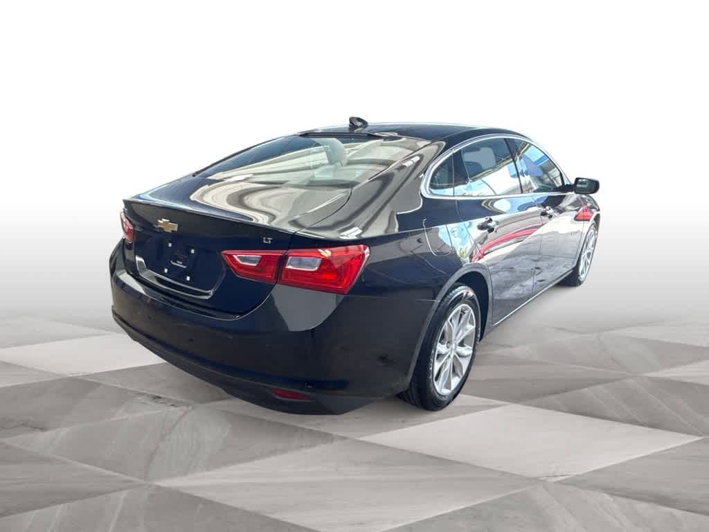 Thumbnail: 2024 Chevrolet Malibu - 7