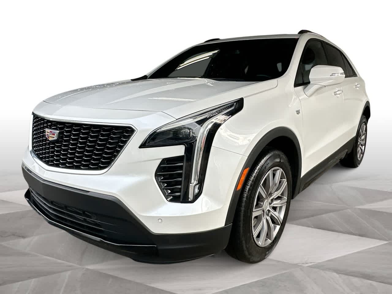 Thumbnail: 2023 Cadillac XT4 - 4