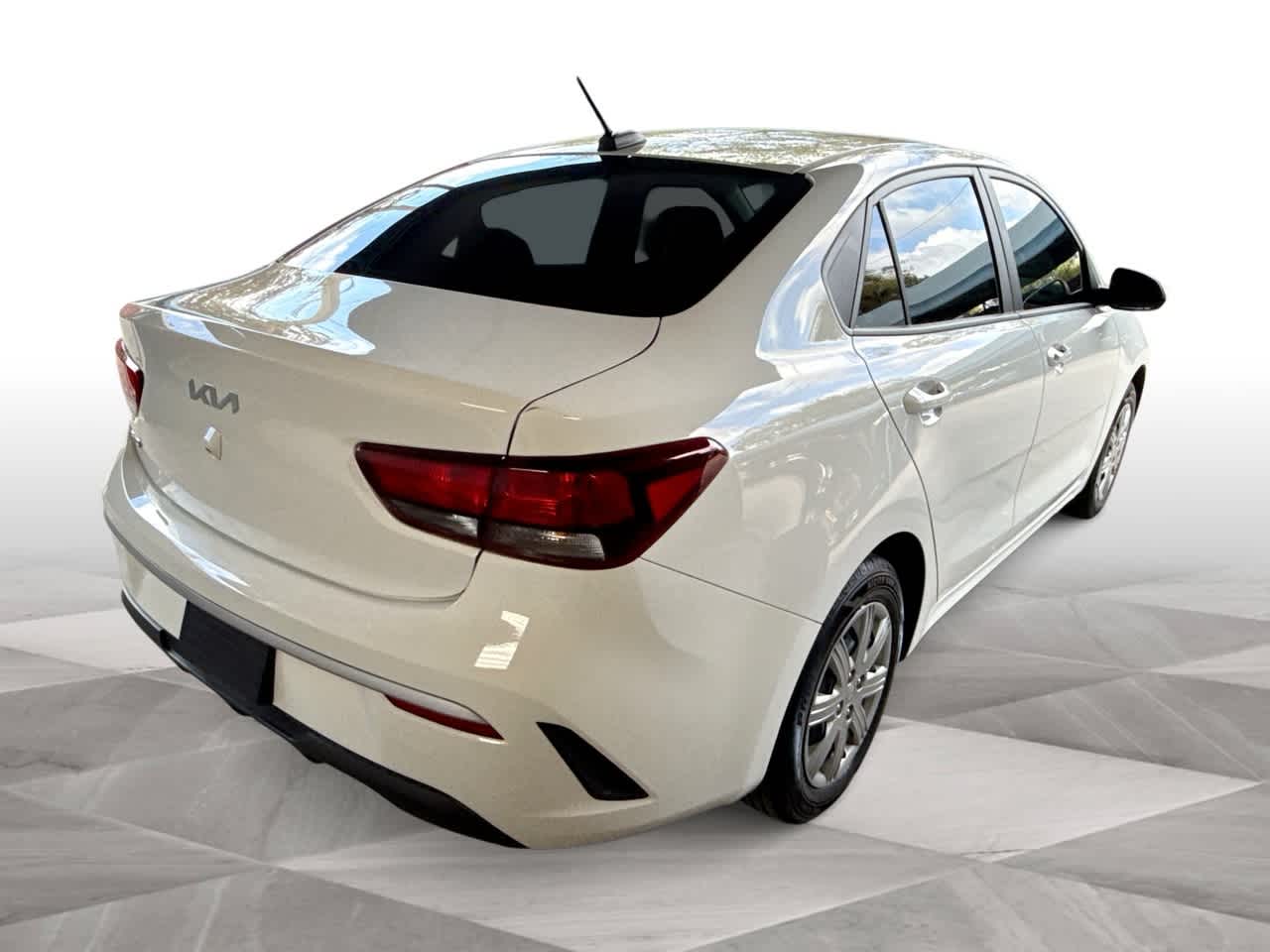 Thumbnail: 2023 Kia Rio - 8