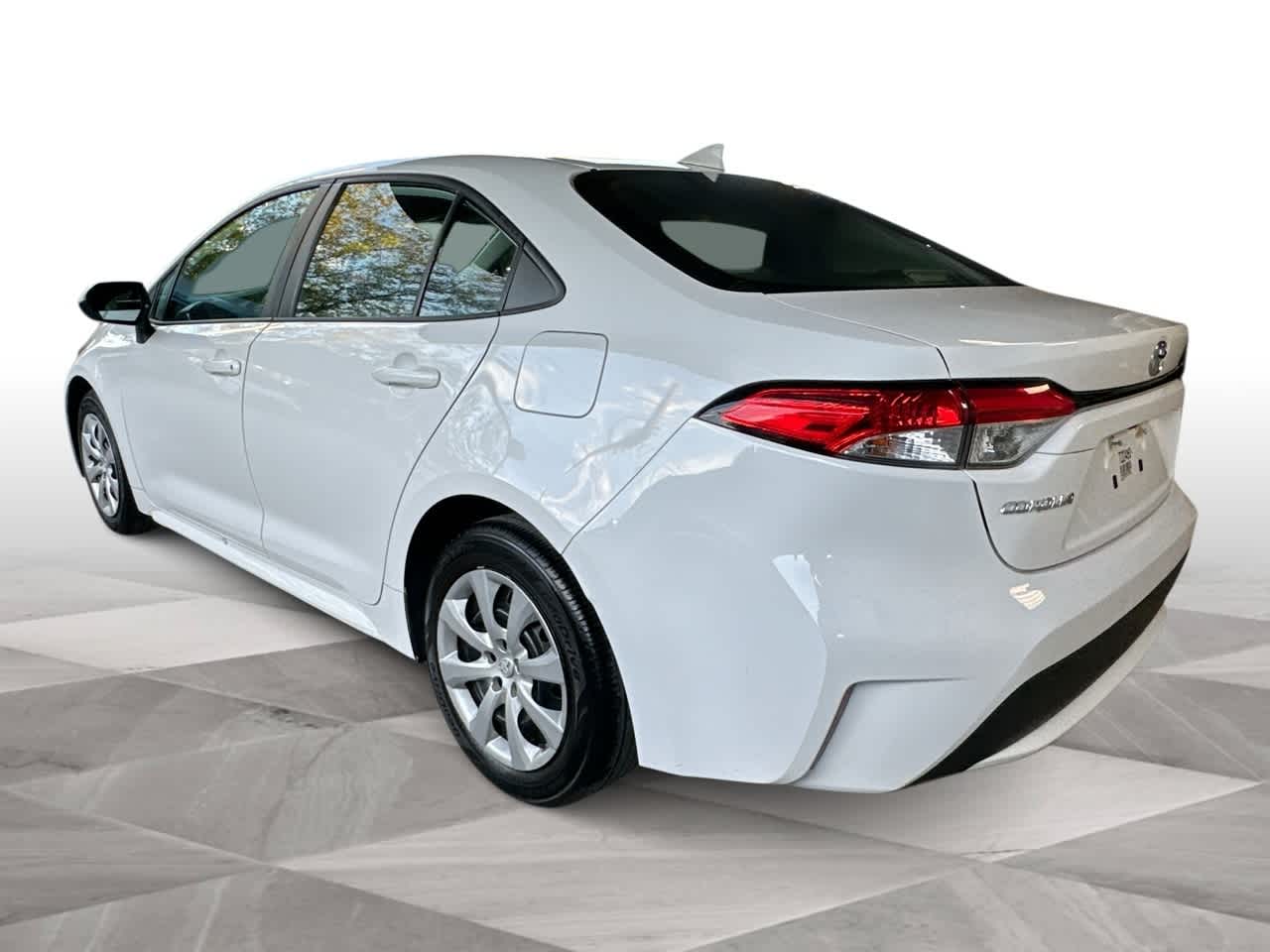 Thumbnail: 2021 Toyota Corolla - 6