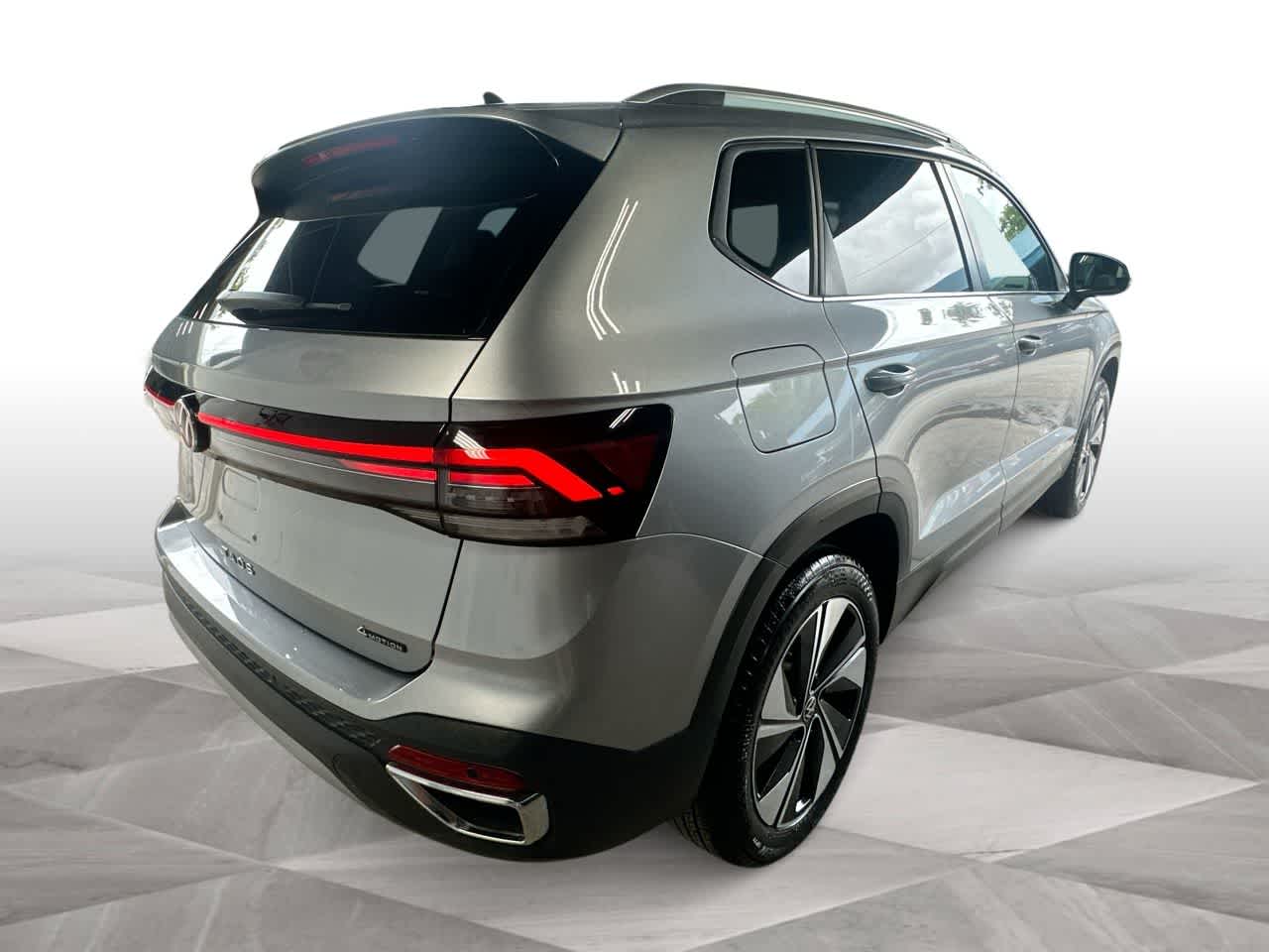 Thumbnail: 2025 Volkswagen Taos - 8