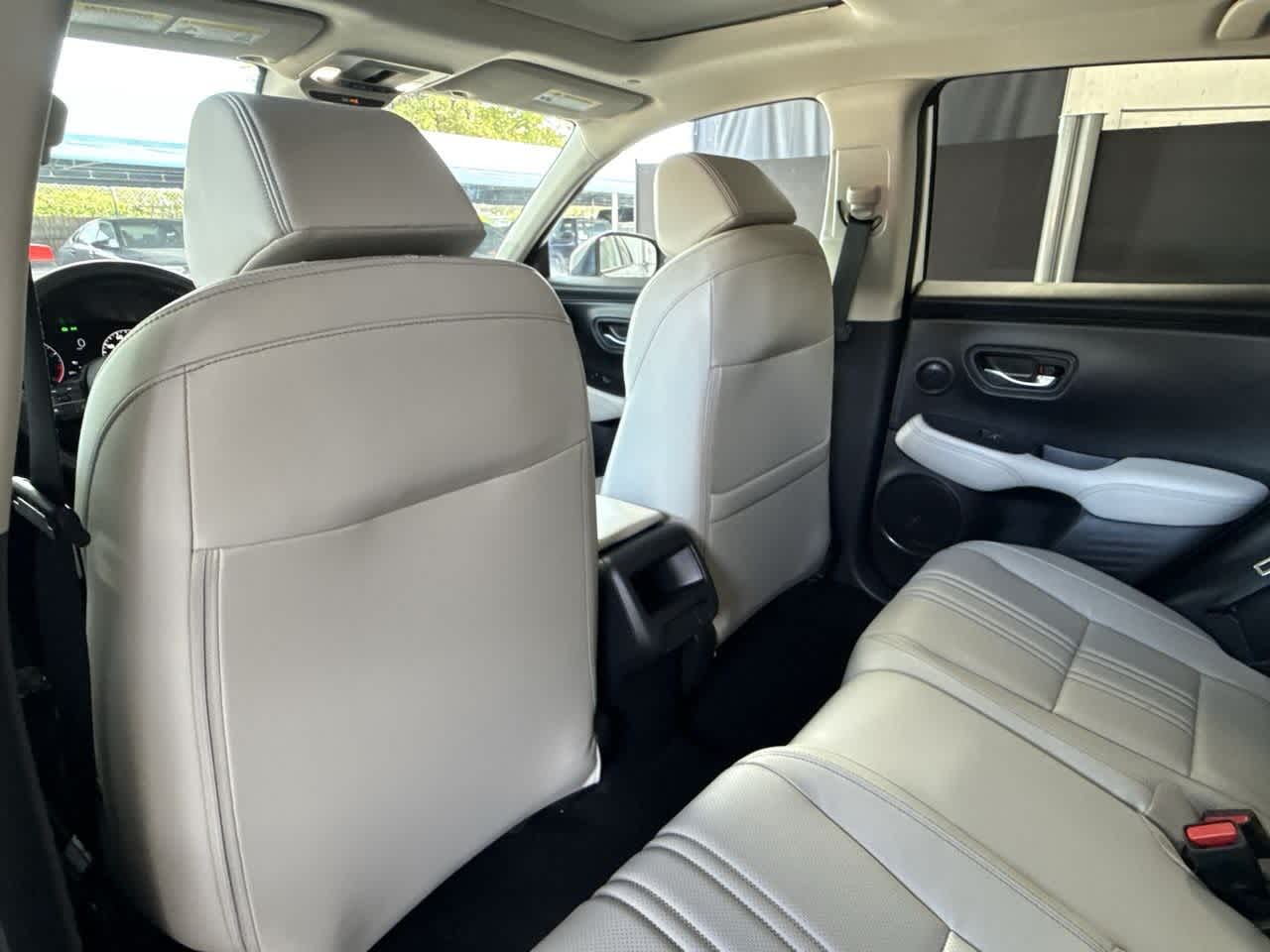 Thumbnail: 2025 Honda HR-V - 23