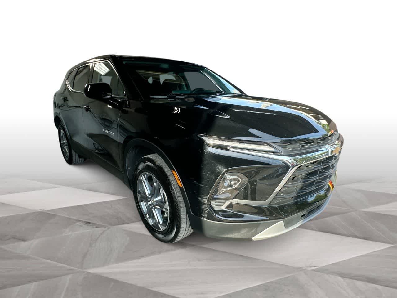 Thumbnail: 2025 Chevrolet Blazer - 2