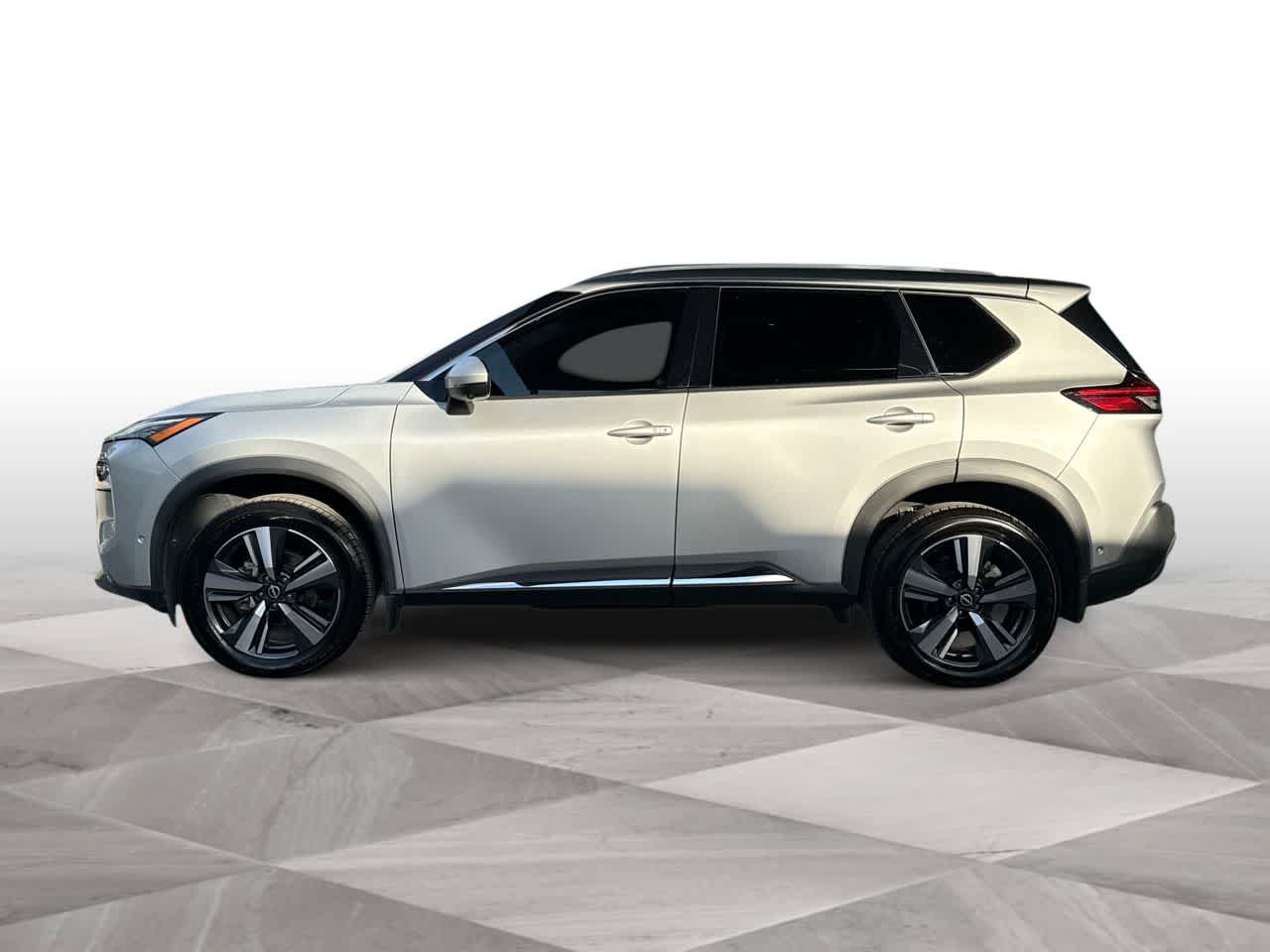 Thumbnail: 2022 Nissan Rogue - 5