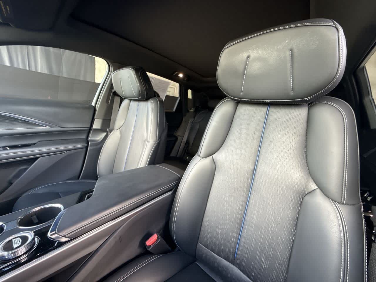 Thumbnail: 2024 Cadillac Lyriq - 14