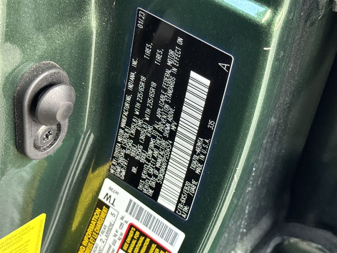 Thumbnail: 2023 Toyota Highlander - 28