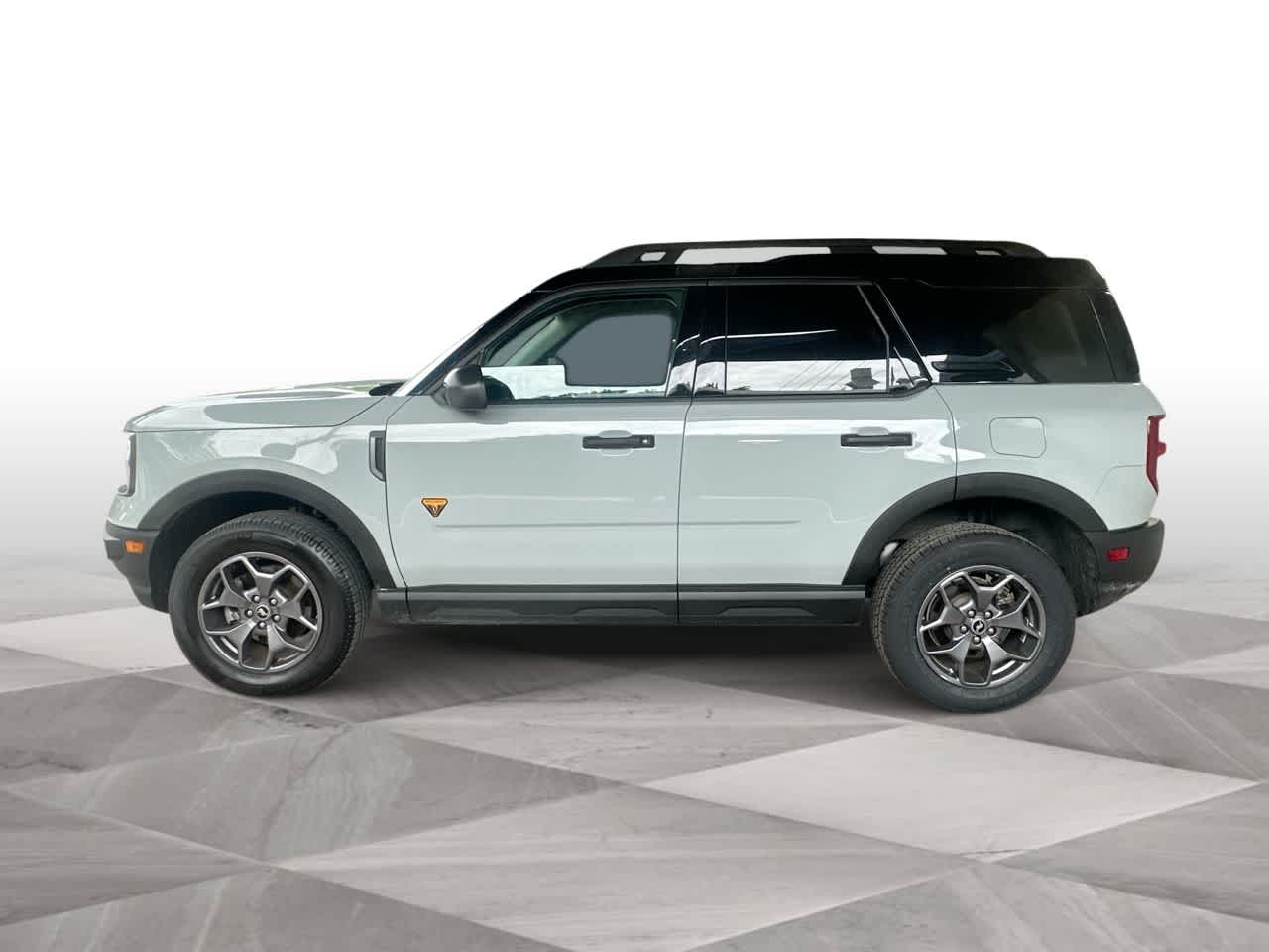 Thumbnail: 2022 Ford Bronco Sport - 5