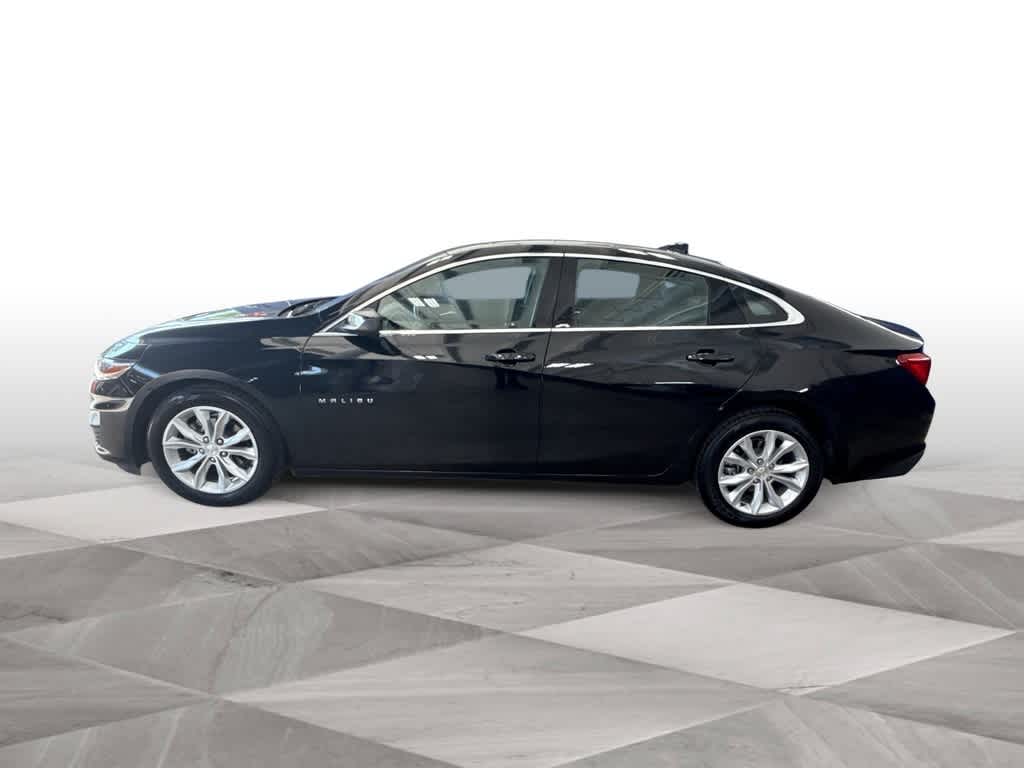 Thumbnail: 2024 Chevrolet Malibu - 4