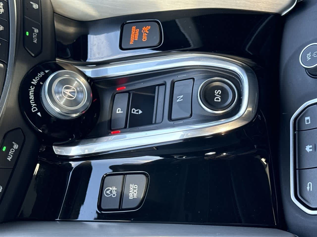 Thumbnail: 2025 Acura TLX - 21