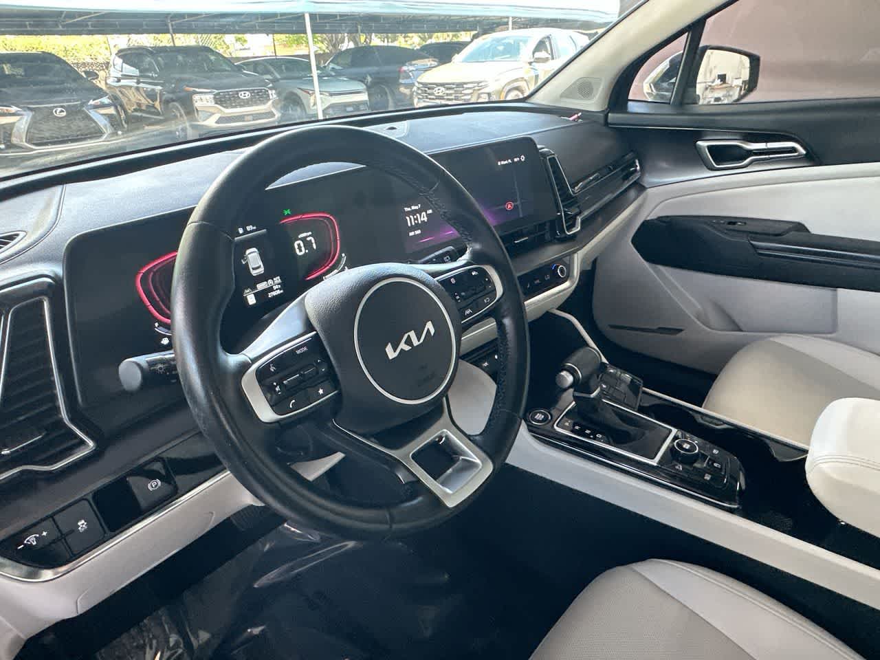 Thumbnail: 2025 Kia Sportage - 13