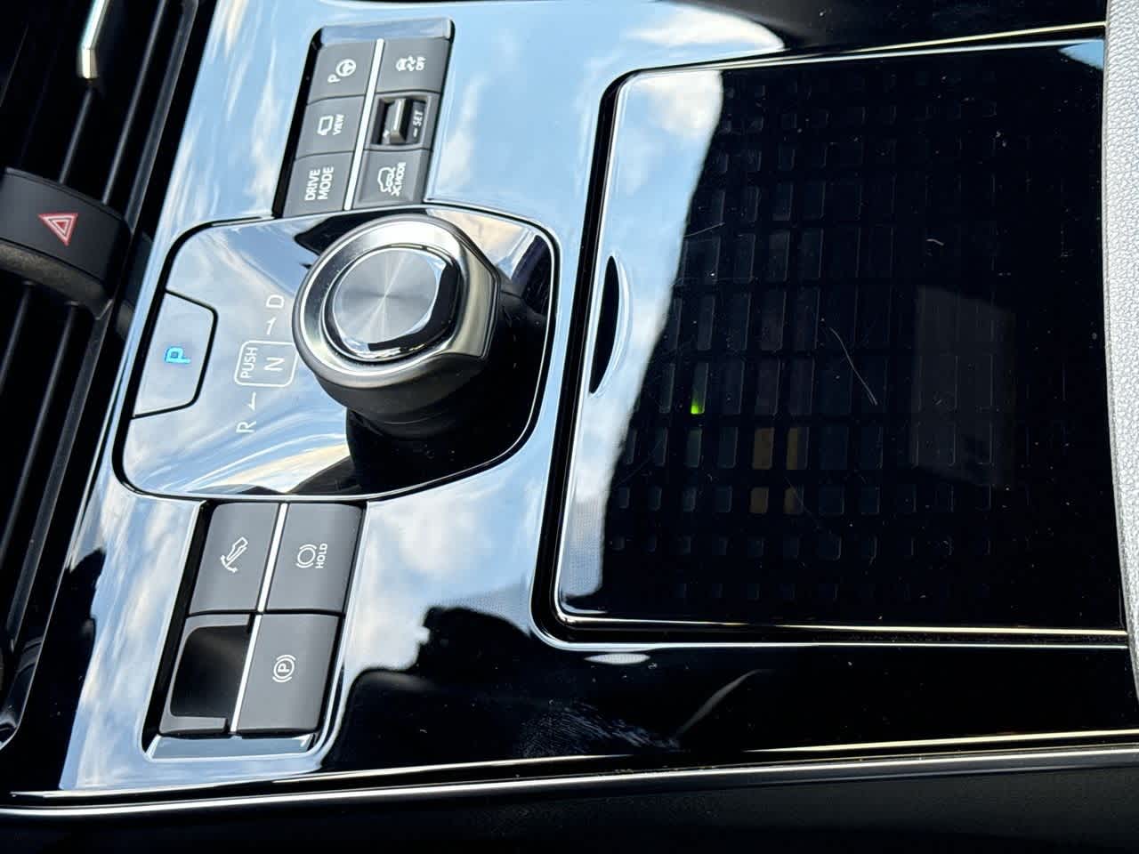 Thumbnail: 2023 Subaru Solterra - 21